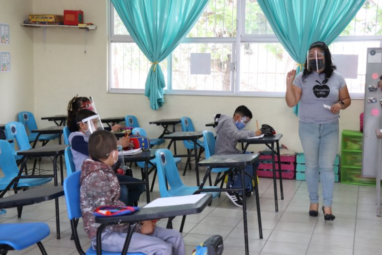 Ver a sus amigos, principal motivo por el que los niños querían regresar a clases