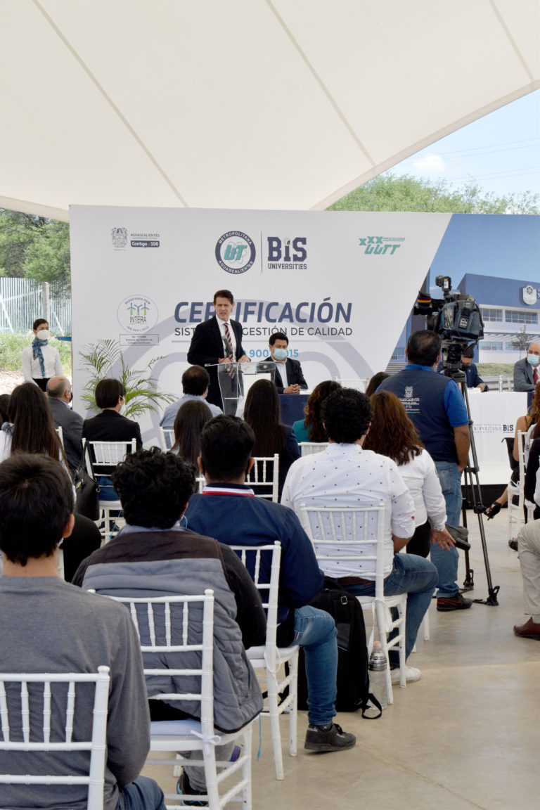 Universidad Metropolitana en Aguascalientes recibe certificación ISO