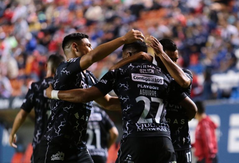 Necaxa derrota 2-0 a San Luis