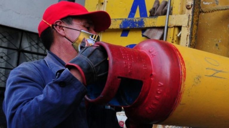 Inflación llegó a 5.81%; aumentó precios de gas, aceite y gasolina en julio: Inegi