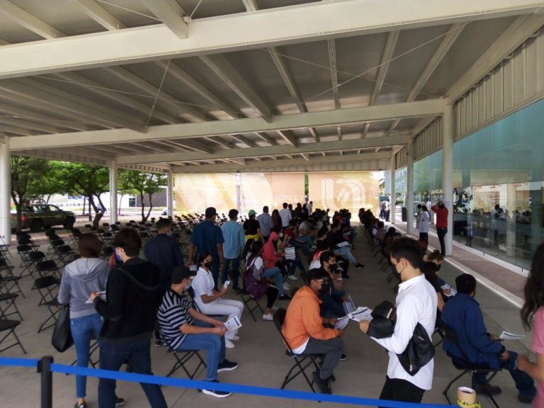 Continúa vacunación contra COVID-19 en Aguascalientes para personas de 18 a 29 años. Siguen letras G, H, I, J, K y L