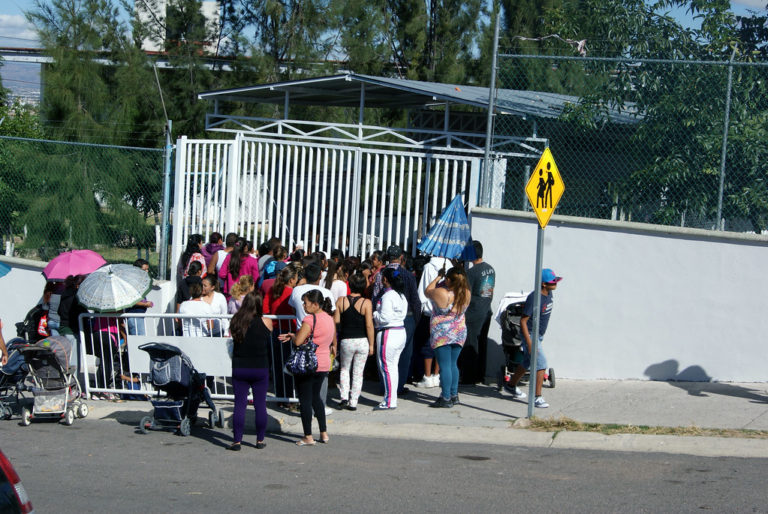 “Quienes piden las cuotas escolares son las asociaciones de padres de familia”, IEA insiste: no son obligatorias