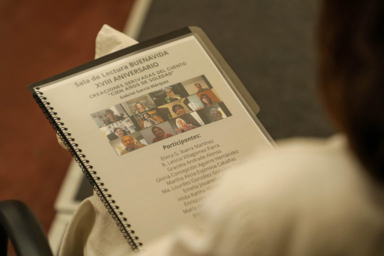 Celebran el XVIII aniversario de la Sala de lectura para adultos mayores Buenavida
