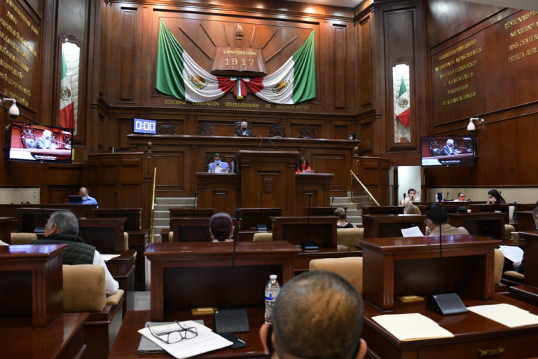 Con todo y crisis económica, diputados y diputadas de Aguascalientes se subirán el sueldo