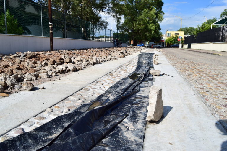 “Son obras para servicios públicos”, dice Martín Orozco sobre las quejas de vecinos en Ferronales