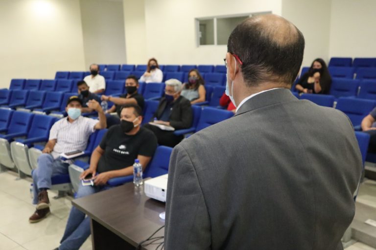 SSPE brinda capacitación a escuelas de manejo 