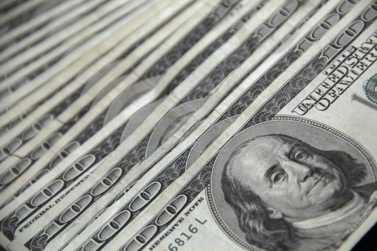 Las remesas en la reducción de la pobreza/ Convicciones 