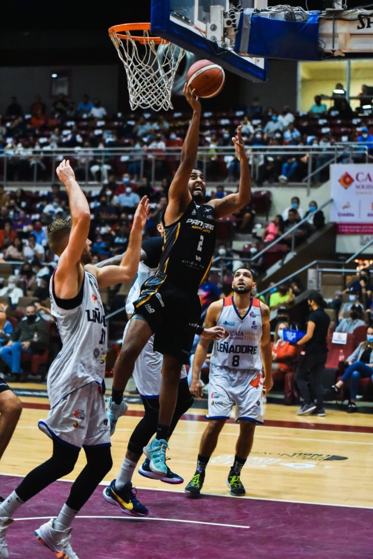 Panteras cae en el primero ante Leñadores