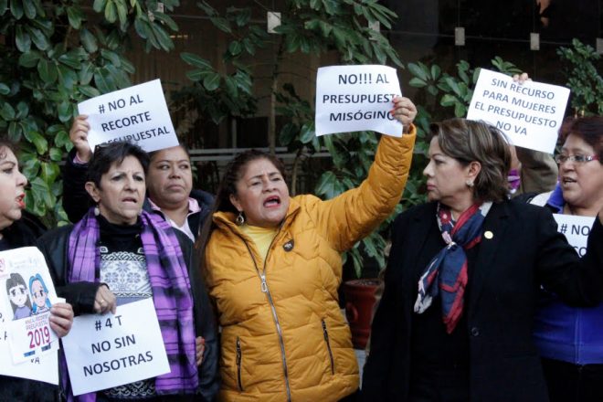Gobierno Federal propone incrementar el presupuesto para la igualdad, pero se concentra en pensiones