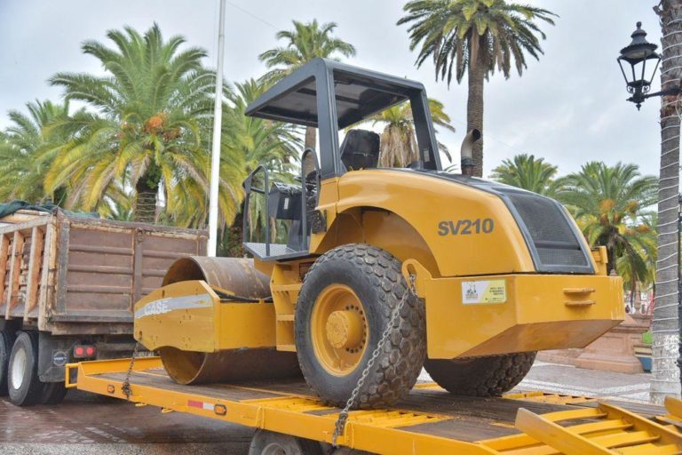 Ayuntamiento de Jesús María invierte 1.7 mdp en maquinaria para la rehabilitación de vialidades