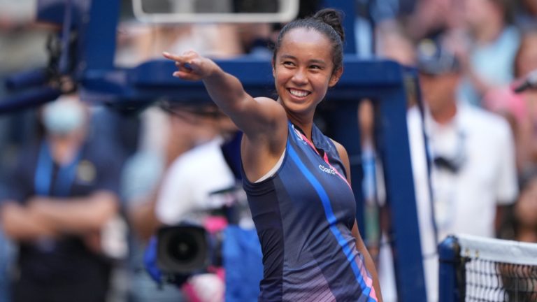 Esta es la historia de Leylah Fernández, tenista canadiense que acaba de despachar a 3 tenistas top 20 del mundo en el US OPEN