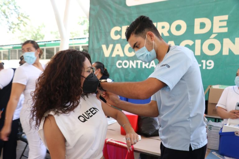 Anuncian aplicación de segunda dosis de vacunas contra COVID-19 para población de 18 a 29 años en la capital de Aguascalientes
