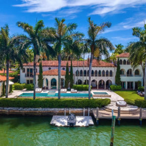 03835fac-mansion_gomez_mont_cher