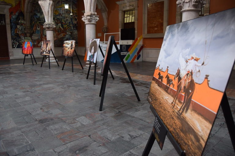 Festival de la Charrería. Por amor a México la muestra fotográfica que encuentras en Palacio de Gobierno