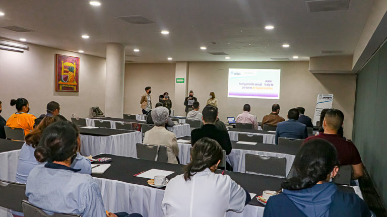 Colaboradores de hoteles se capacitan en prevención de acoso, hostigamiento sexual y trata de personas