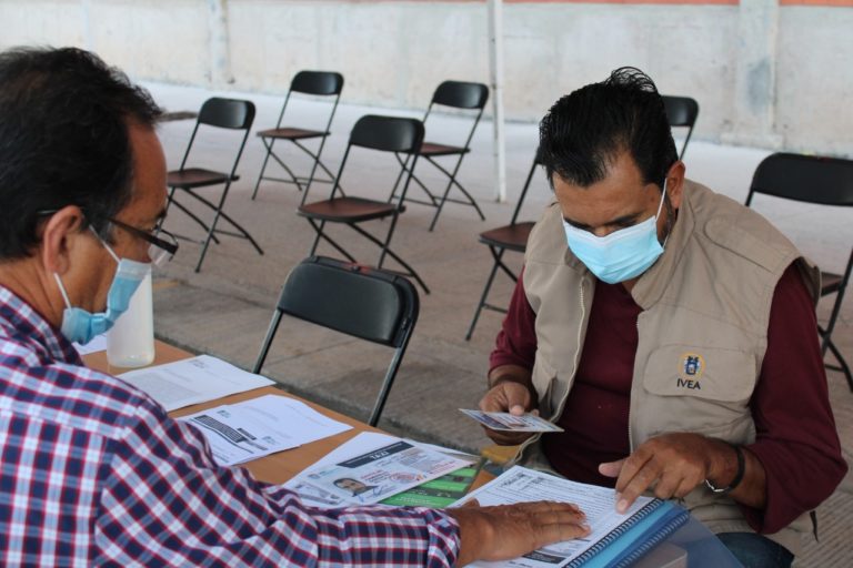 Se abre nueva convocatoria para entregar 125 concesiones a taxistas con antigüedad