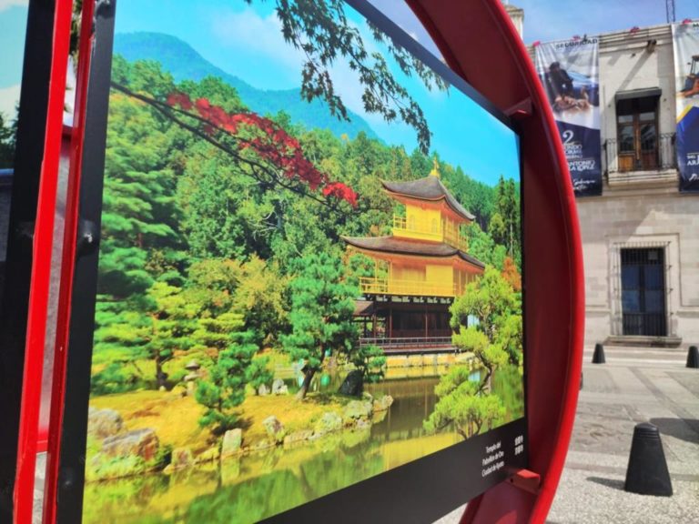 Se instaló la Presidencia Municipal de Jesús María una exposición fotográfica sobre Japón