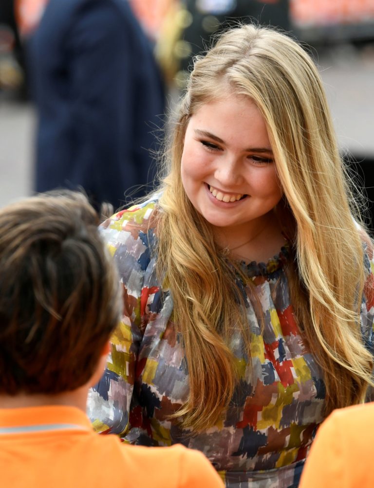 Te contamos la historia de la princesa Amalia de Países Bajos quien podrá reinar si se casa con una mujer