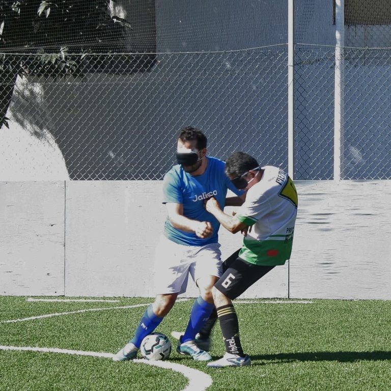 Futbol de ciegos: Un juego de concentración e intuición