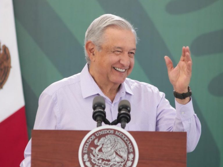 Gobierno federal ayudará a Colima, reafirma presidente