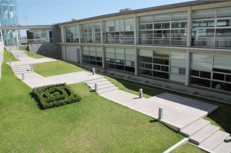 Alumnos y maestros del CIDE convocan a una marcha en defensa de la libertad de cátedra