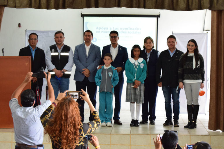 Presenta Veolia a las niñas y niños finalistas del concurso Alrededor de Iberoamérica 2021