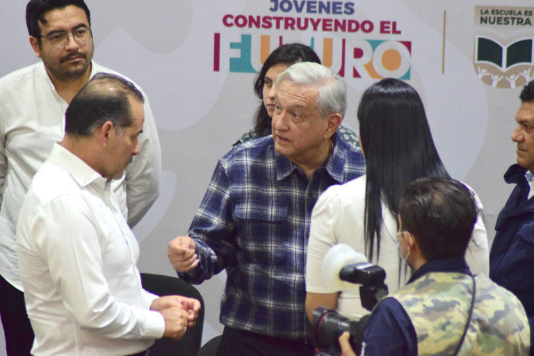 López Obrador y Martín Orozco no tienen problemas, asegura el presidente 