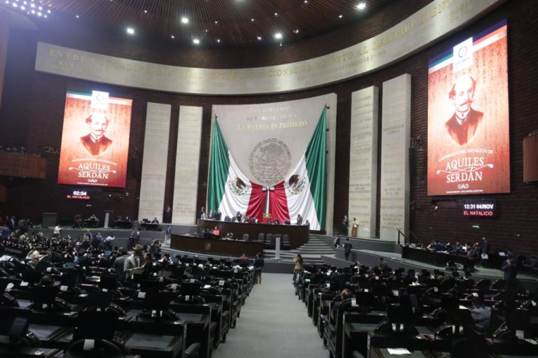 Diputadas y diputados conmemoran el natalicio de Aquiles Serdán