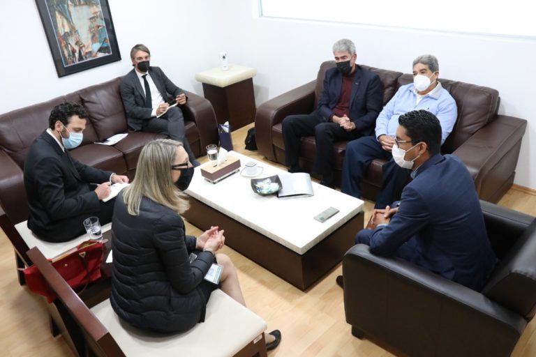 Presentan resultado de la alianza entre IEA y delegación de Quebec   