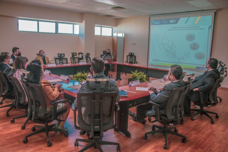 UTNA genera lazos con la universidad tecnológica de Santander en Colombia 