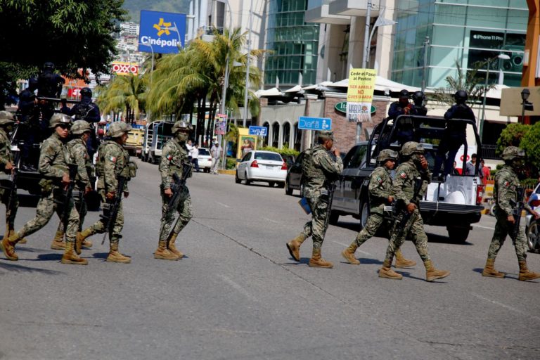 La delincuencia organizada tiene los mismos armamentos y tecnología que la Guardia Nacional, reconoce Flores Femat
