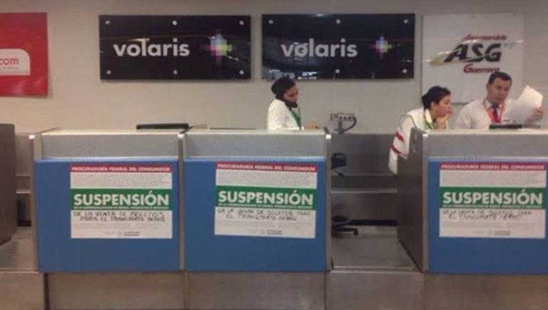Profeco “clausura” a Viva Aerobus y Volaris por cobrar el equipaje de mano