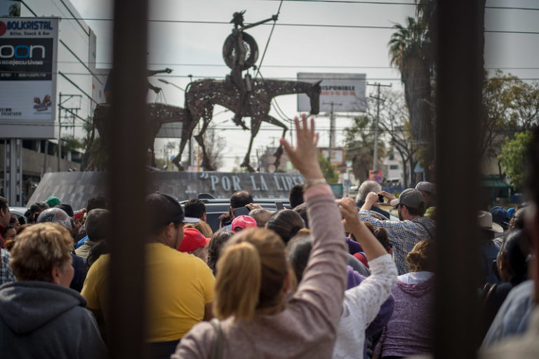 Discutir con los autores/ Alegorías Cotidianas 