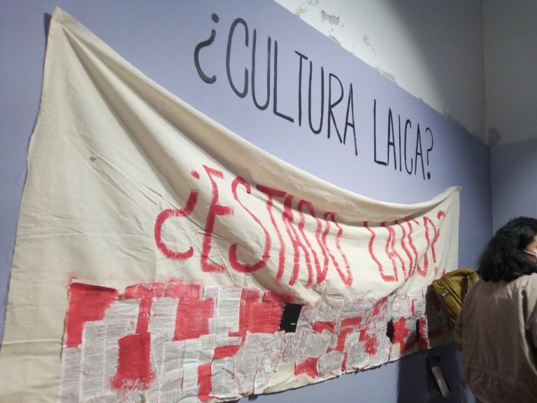 Otra vez censura el ICA una obra con iconografía religiosa