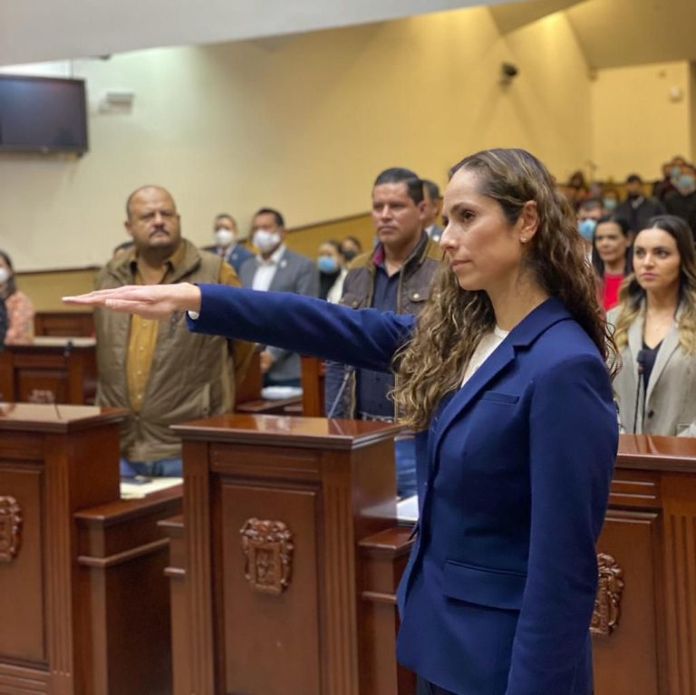 Yessica Janet Pérez Carreón es la primera mujer al frente de la CDHEA