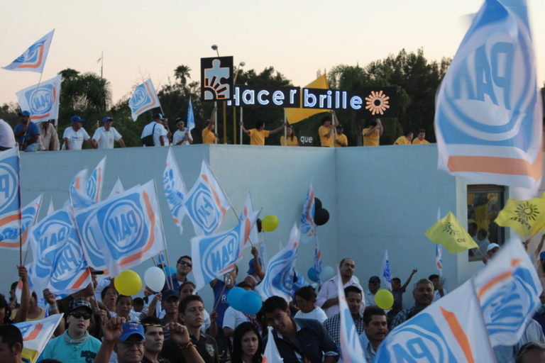 Va por México, la coalición a modo: PRI y PRD, a la expectativa del PAN