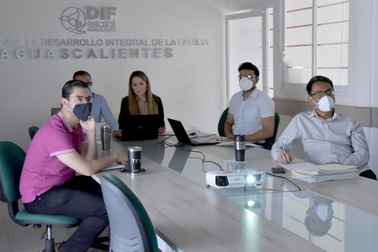 Se autoriza renovación de seis asociaciones civiles y se aprueban dos    