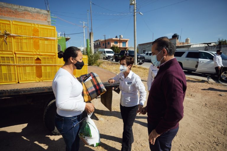 Inicia entrega de apoyos navideños a familias de los 11 municipios en Aguascalientes