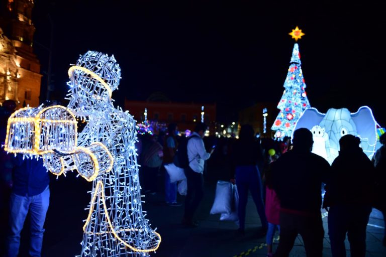 Llega la Navidad al centro de Aguascalientes