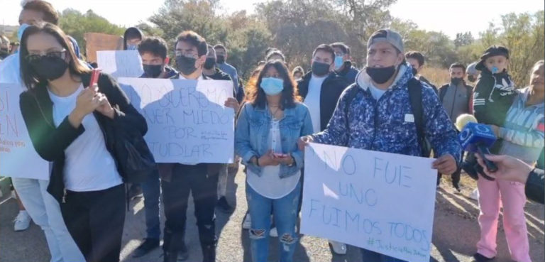 Protesta comunidad estudiantil de la Universidad Metropolitana por asesinato de Johan Fabián Rodríguez