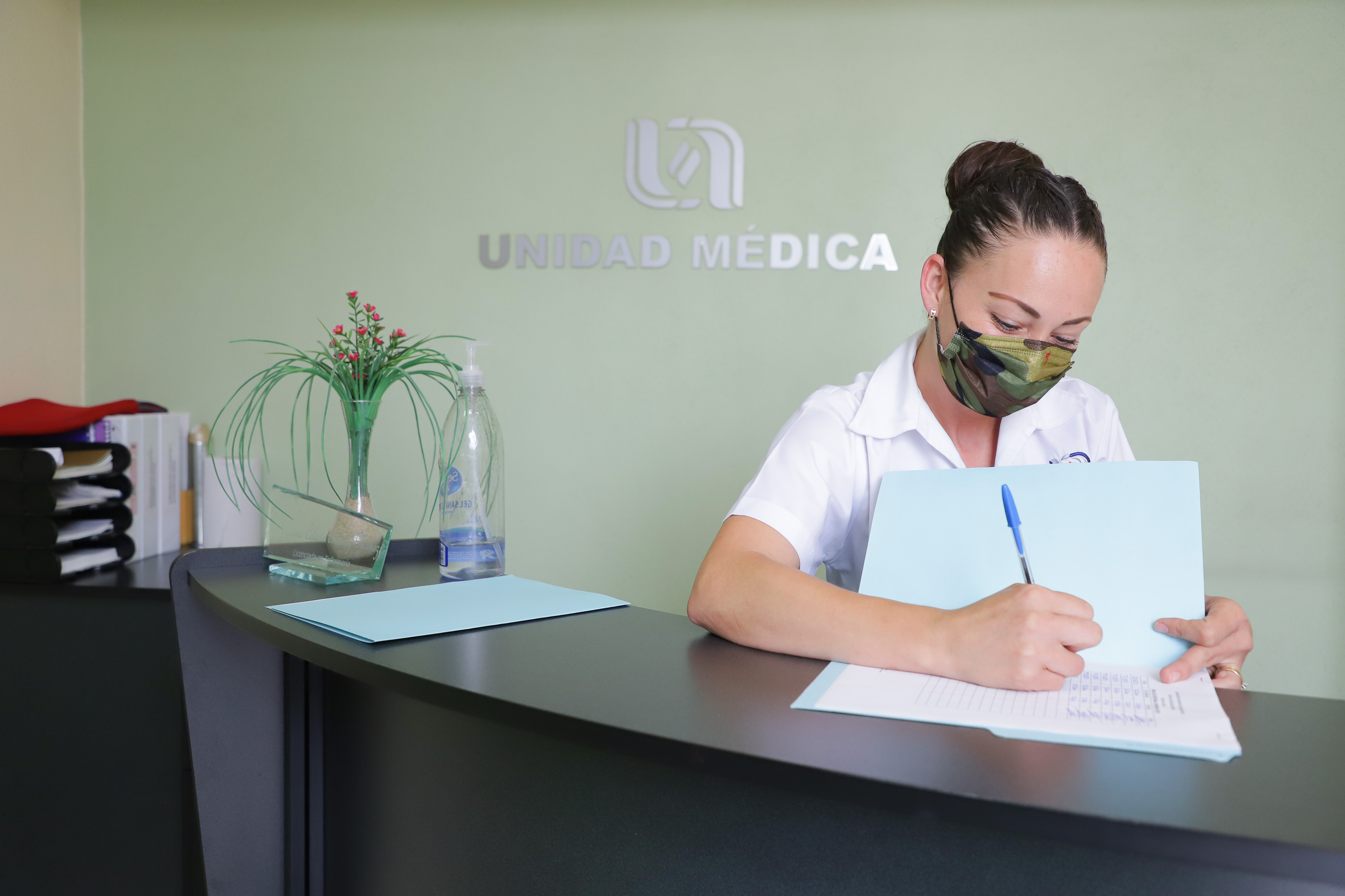 Investigadora de la UAA exhorta a evitar la automedicación