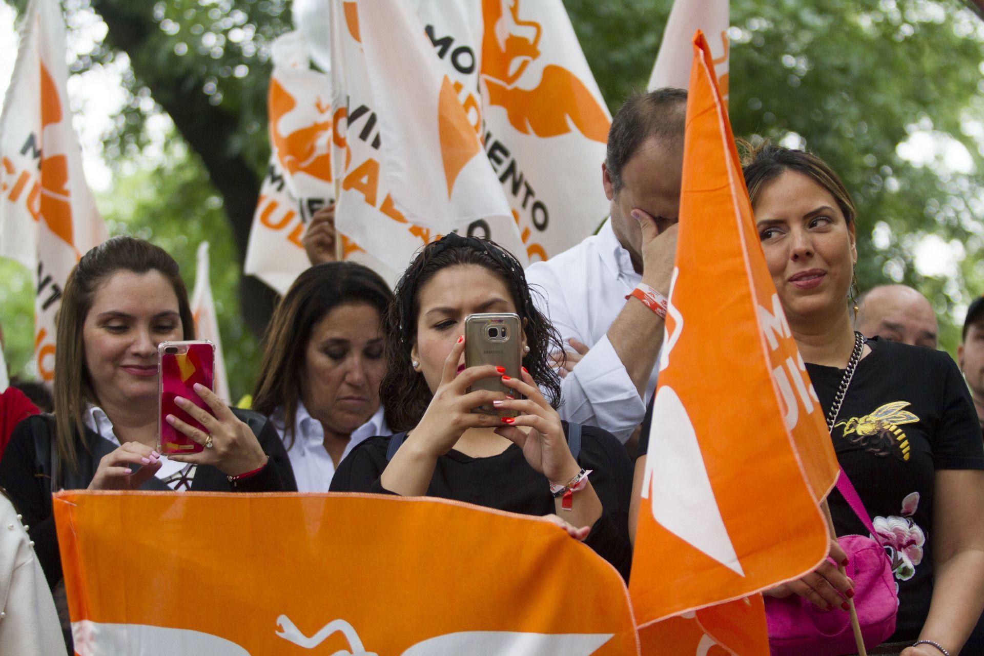 Movimiento Ciudadano acusa a tres de sus diputados de recibir sobornos de Morena