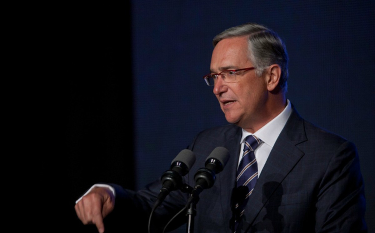 Ricardo Salinas/ Bajo presión