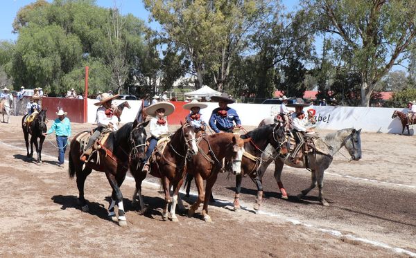 Celebran Serial Olimpiags de Charrería en Pabellón de Arteaga, Aguascalientes