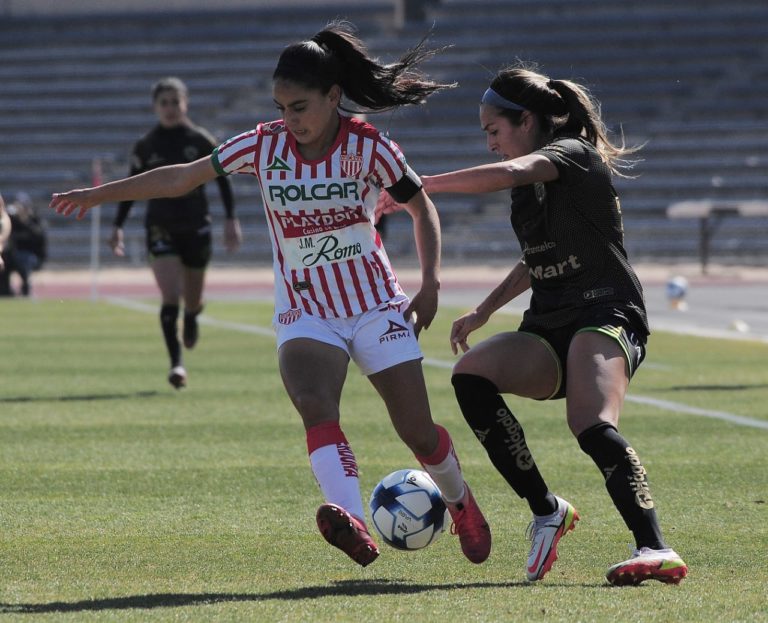 Centellas con victoria 2-3 contra Bravos femenil