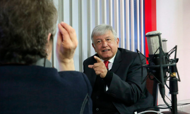 El periodismo independiente es el que más nos daña, afirma AMLO