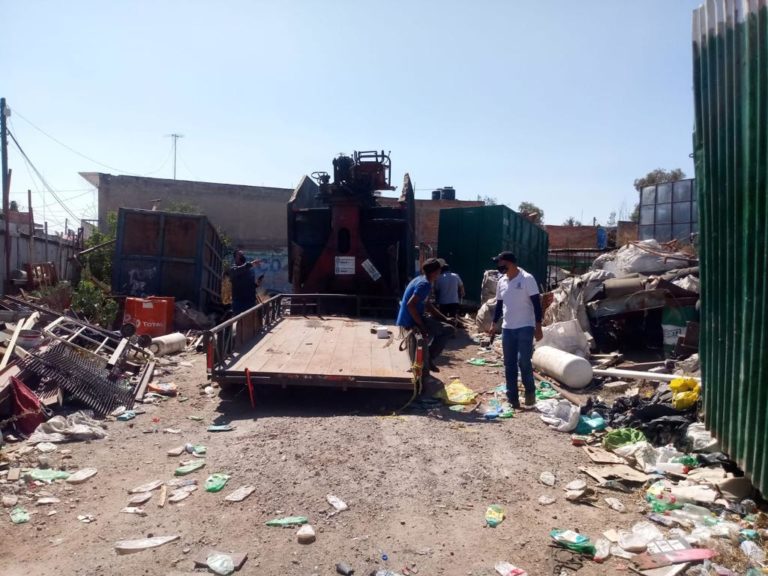 Reglamentos clausuró cuatro establecimientos por no contar con licencia de funcionamiento