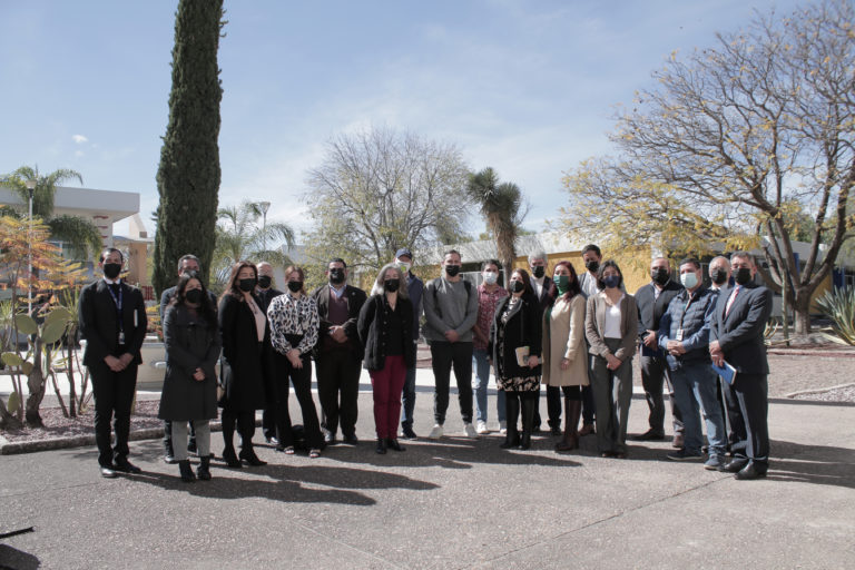 Universidad Tecnológica consolida colaboración con empresa XTend_Ops    