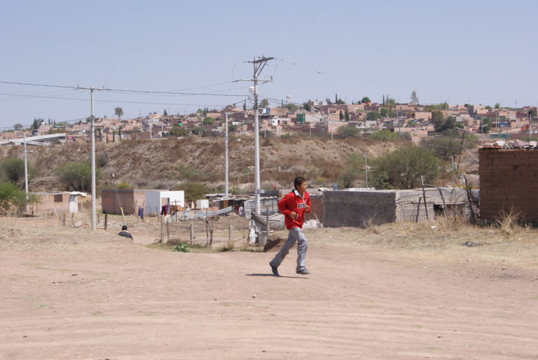 Durante la pandemia surgió un nuevo multimillonario cada 30 horas, mientras millones caen en pobreza extrema: Oxfam