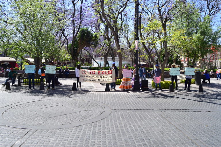 Protesta de la Federación Nacional de Estudiantes Revolucionarios Rafael Ramírez